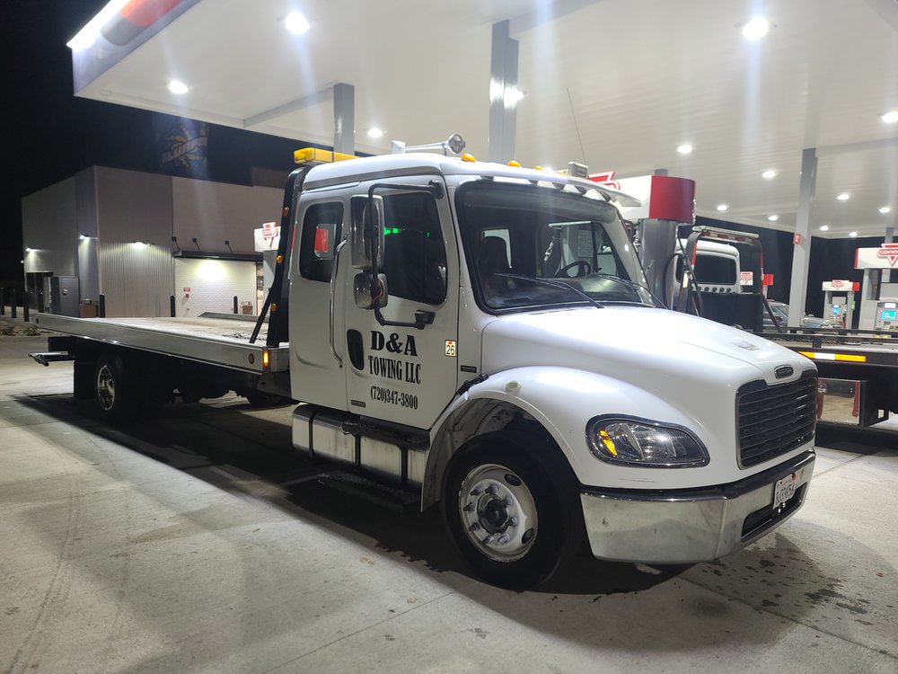 Emergency Towing Services in Denver and Englewood